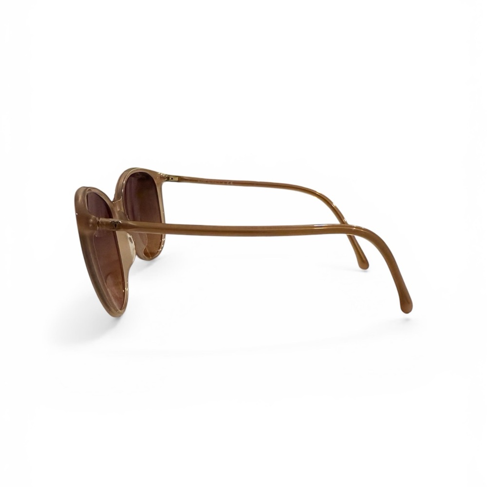 AUTHENTIC CHANEL Beige Frame Sunglasses with Brown Gradient Lenses - Picture 4 of 11